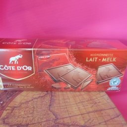 Core d or mlečna čokolada
